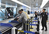 首都機(jī)場T2航站樓“刷臉”能快速過安檢 