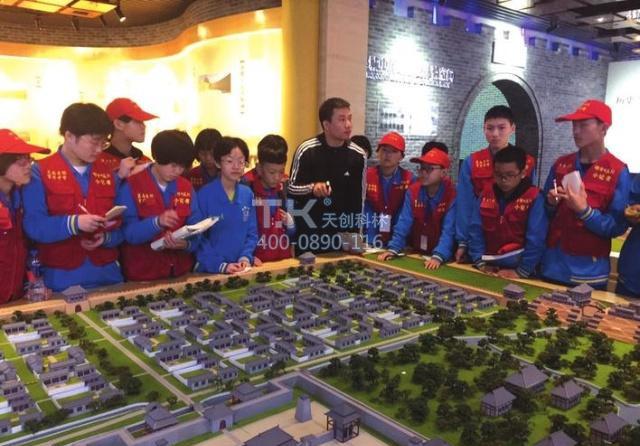 城市規(guī)劃館展館觸控一體機 (2)