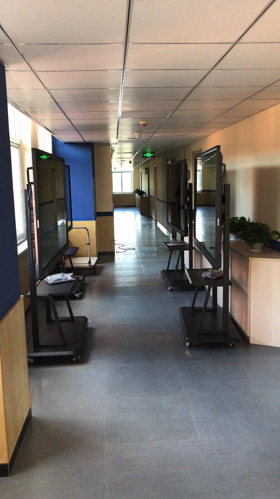 會議查詢一體機(jī)的無線投屏功能是怎樣的